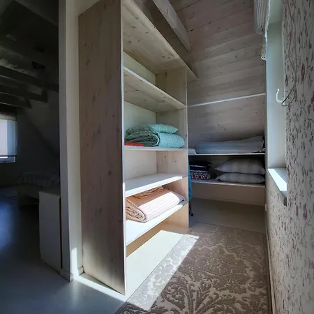 Kaldeni Majutus Myza Are