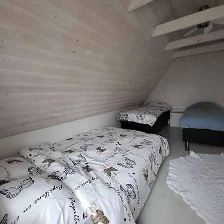 Holiday home Kaldeni Majutus *